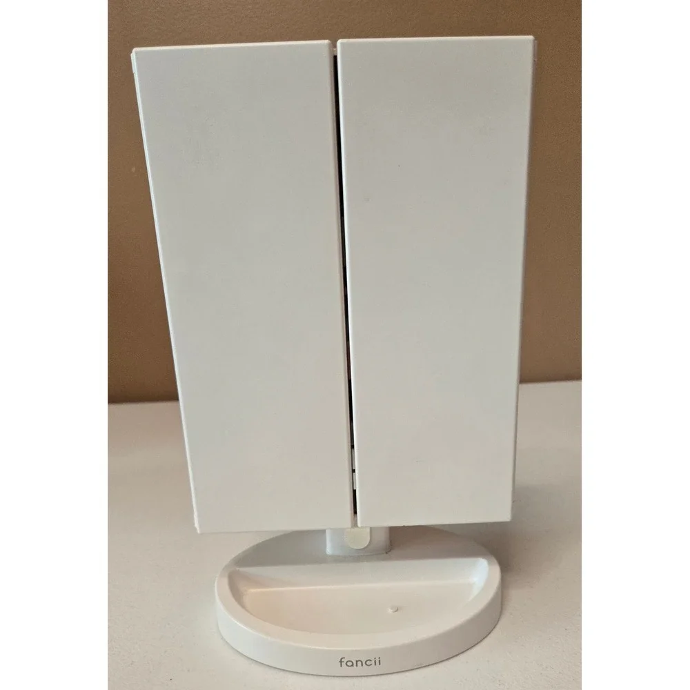 Fancii Tri-Fold LED Lighted Vanity‎ Makeup Mirror 1x 2x 3x USB/Battery